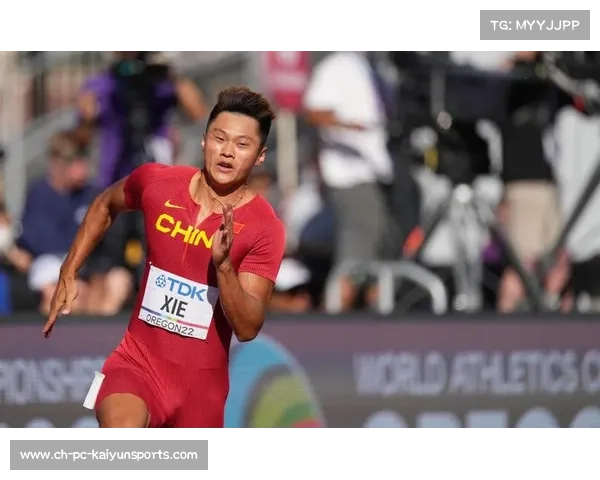 14岁短跑新星百米夺冠,独特跑姿引关注 14岁短跑新星百米夺冠,独特跑姿引关注