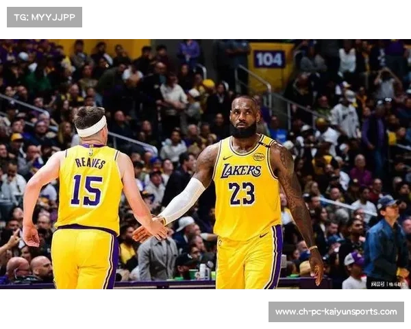 1297场纪录终结,詹姆斯转型“组织詹”助推湖人西部第二 1297场纪录终结,詹姆斯转型“组织詹”助推湖人西部第二